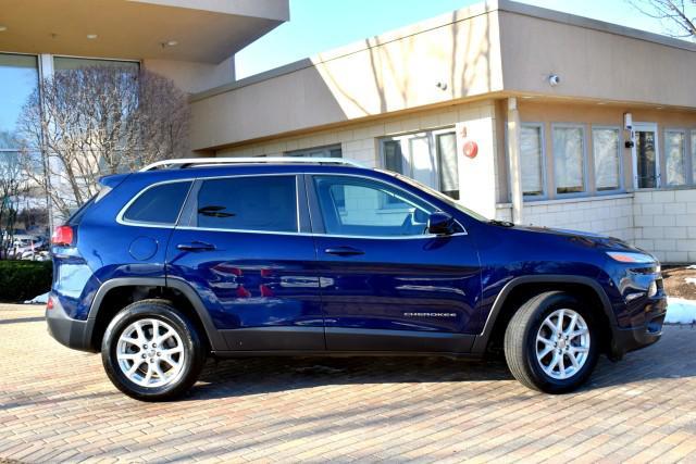 used 2015 Jeep Cherokee car, priced at $9,899