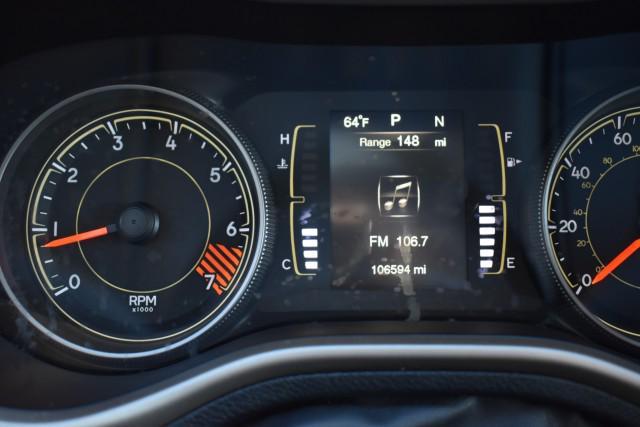 used 2015 Jeep Cherokee car, priced at $9,899