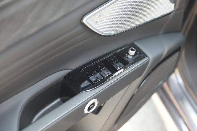 new 2024 Maserati Grecale car, priced at $67,260