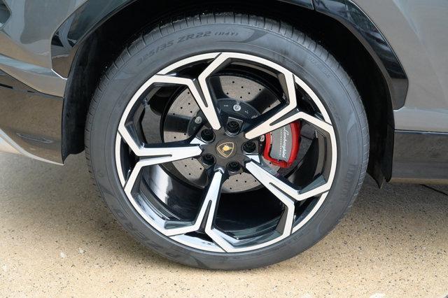used 2021 Lamborghini Urus car, priced at $219,820