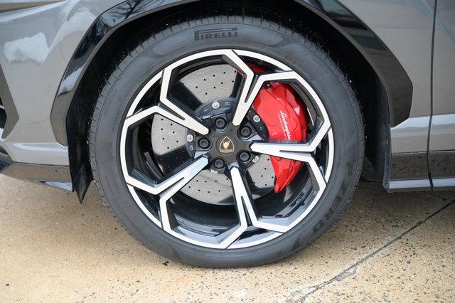 used 2021 Lamborghini Urus car, priced at $219,820