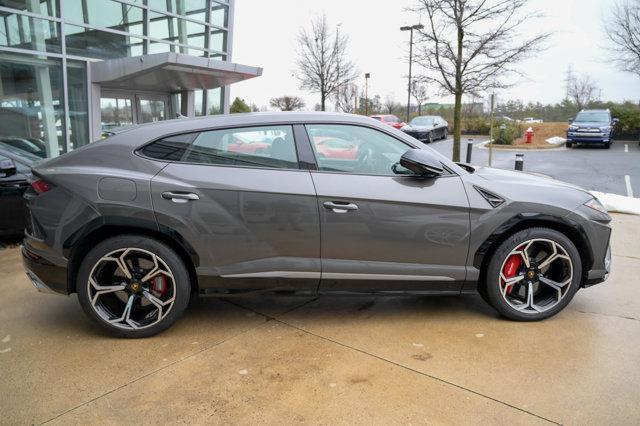 used 2021 Lamborghini Urus car, priced at $219,820