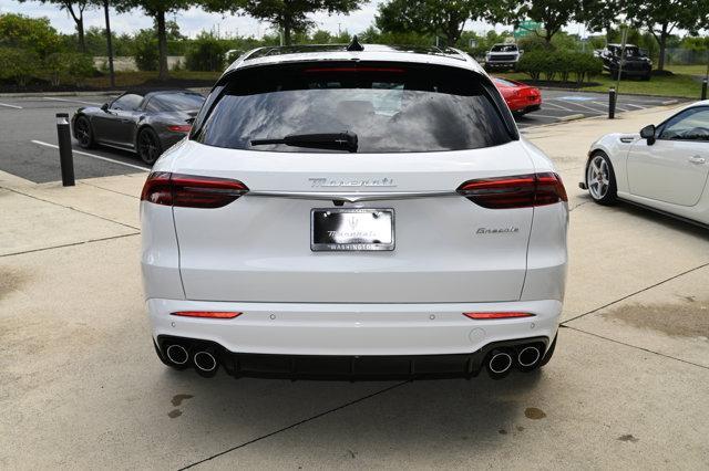 new 2025 Maserati Grecale car, priced at $77,085