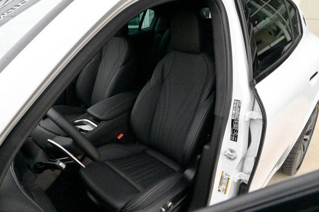 new 2026 Maserati Grecale car, priced at $89,935