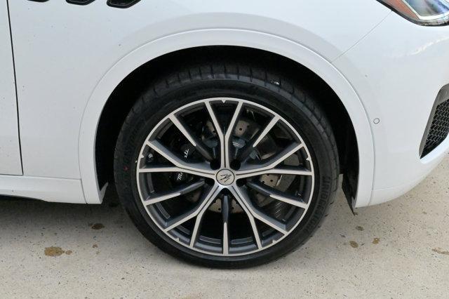 new 2026 Maserati Grecale car, priced at $89,935