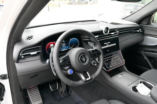 new 2026 Maserati Grecale car, priced at $89,935