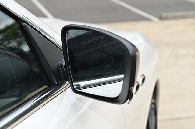 new 2024 Maserati Levante car, priced at $94,053