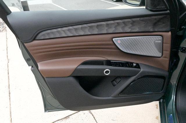 new 2026 Maserati Grecale car, priced at $94,305