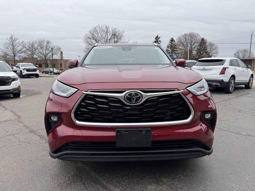 used 2021 Toyota Highlander car, priced at $29,495