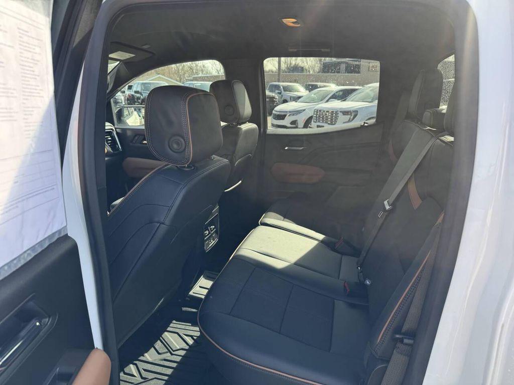 used 2024 GMC Canyon car, priced at $39,995