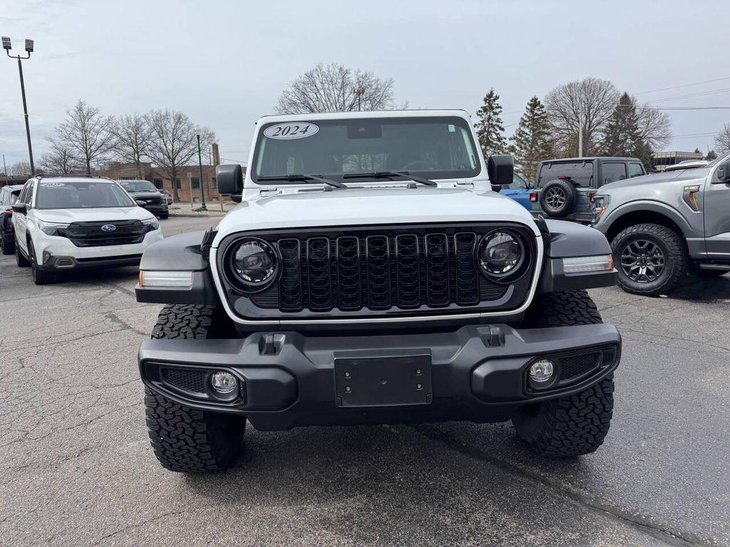 used 2024 Jeep Wrangler car, priced at $35,995