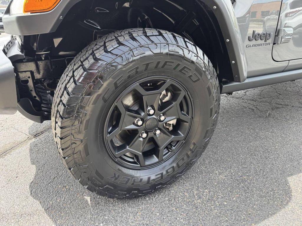 used 2022 Jeep Gladiator car, priced at $29,995