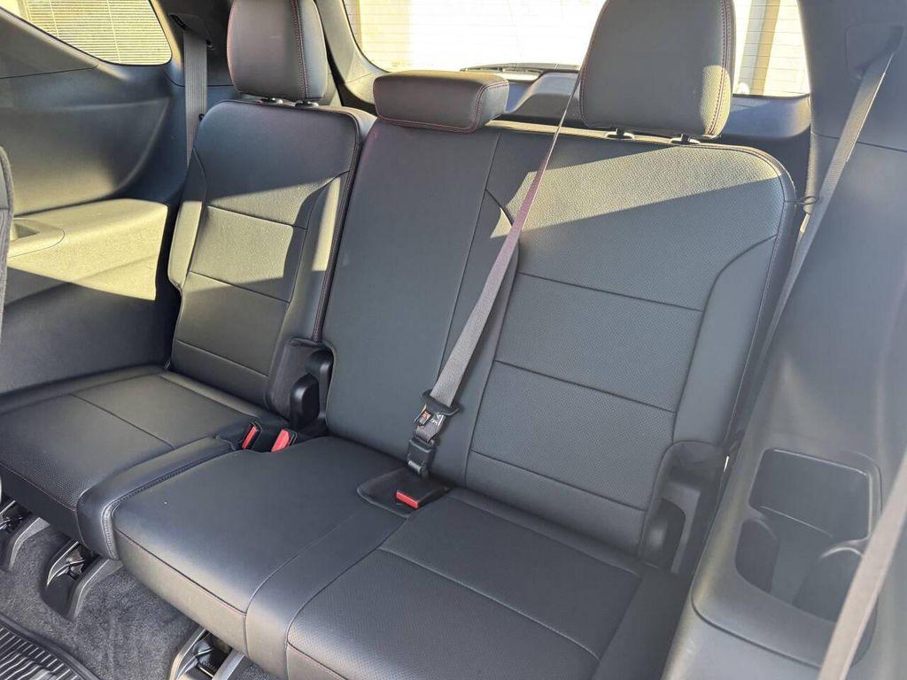 used 2024 Chevrolet Traverse car, priced at $43,995