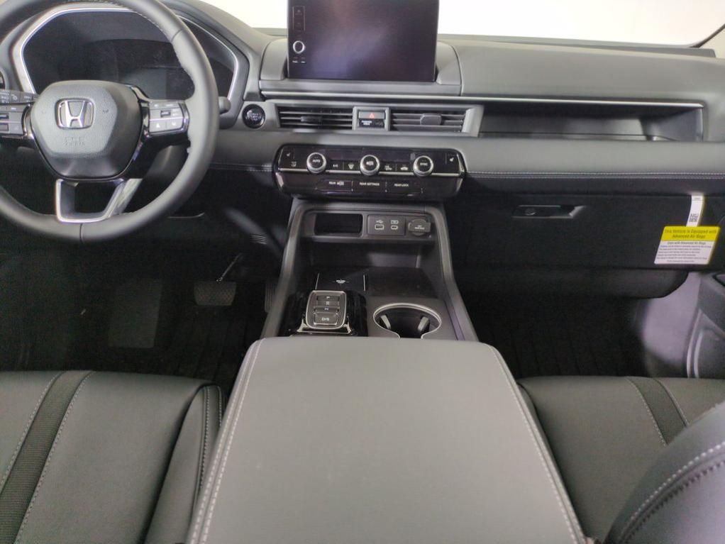 new 2025 Honda Pilot car, priced at $52,080