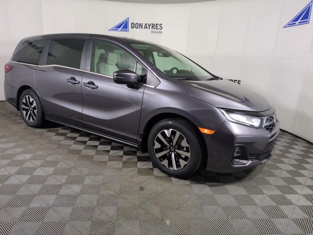new 2026 Honda Odyssey car, priced at $45,289