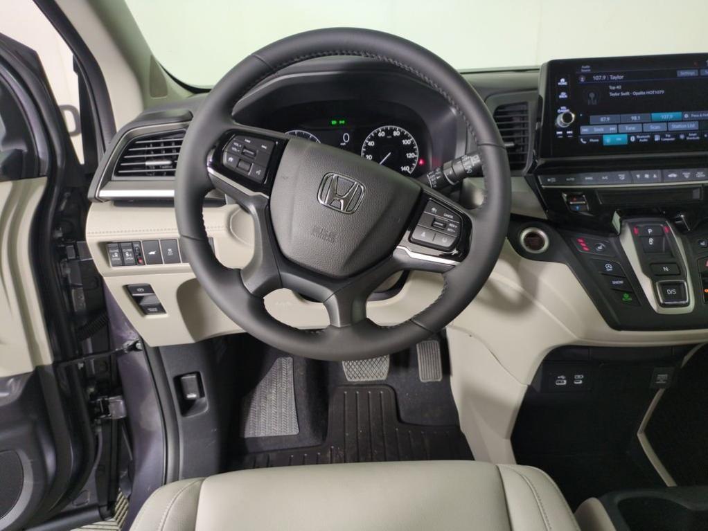 new 2026 Honda Odyssey car, priced at $45,289