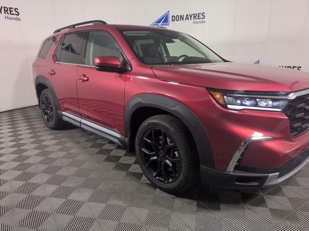 new 2025 Honda Pilot car, priced at $50,380