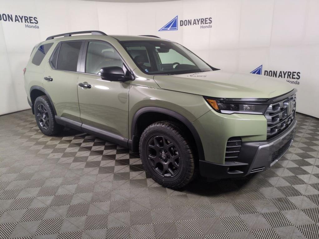 new 2026 Honda Pilot car, priced at $52,877