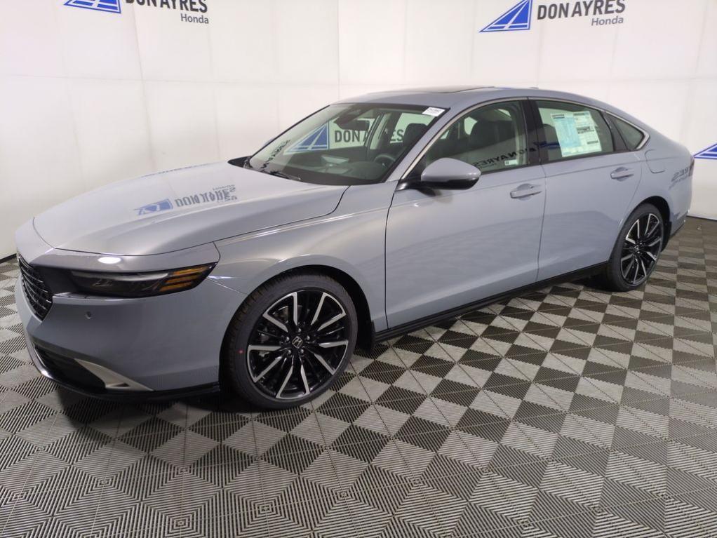 new 2025 Honda Accord Hybrid car, priced at $41,849