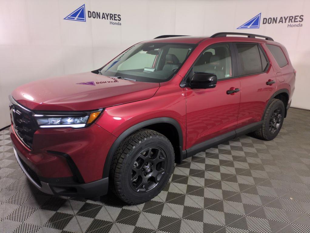 new 2025 Honda Pilot car, priced at $48,692