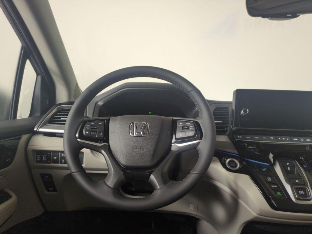 new 2026 Honda Odyssey car, priced at $49,989