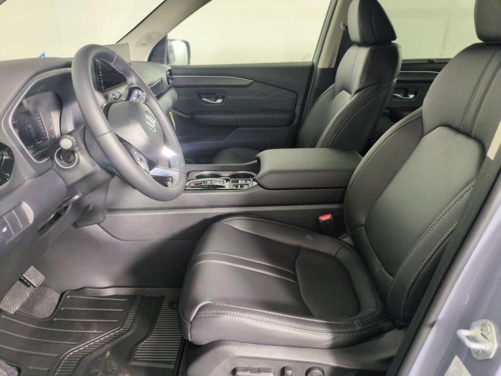 new 2026 Honda Pilot car, priced at $55,689