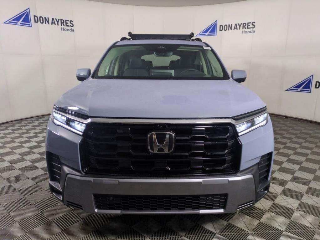 new 2026 Honda Pilot car, priced at $55,689