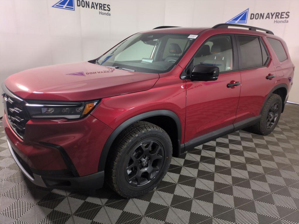 new 2025 Honda Pilot car, priced at $48,571