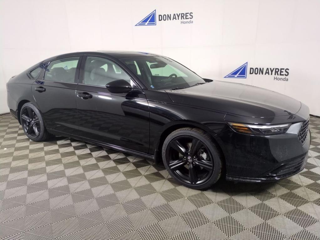 new 2026 Honda Accord Hybrid car, priced at $37,589