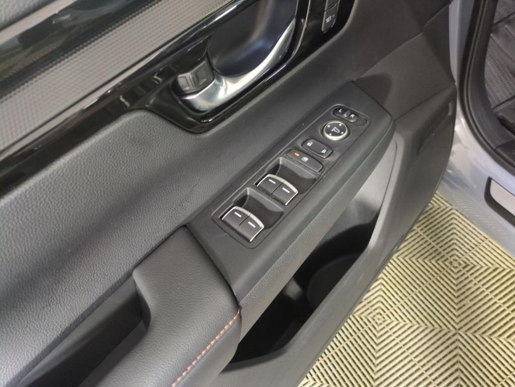 used 2023 Honda CR-V Hybrid car, priced at $33,499