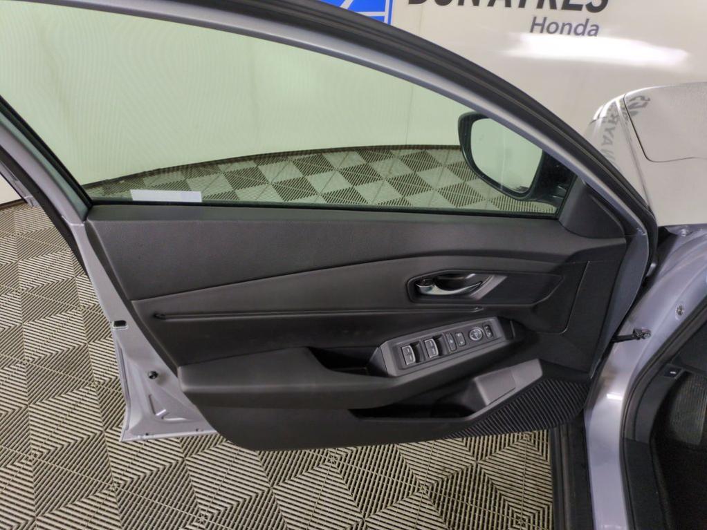 new 2025 Honda Accord car, priced at $31,951