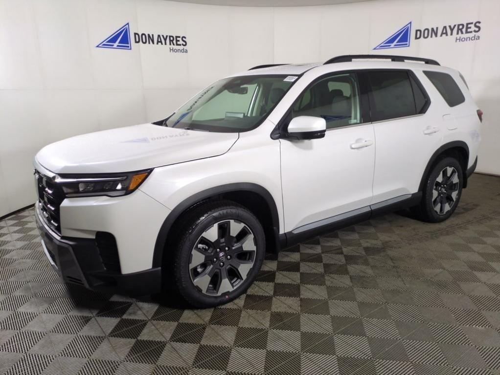 new 2026 Honda Pilot car, priced at $54,044