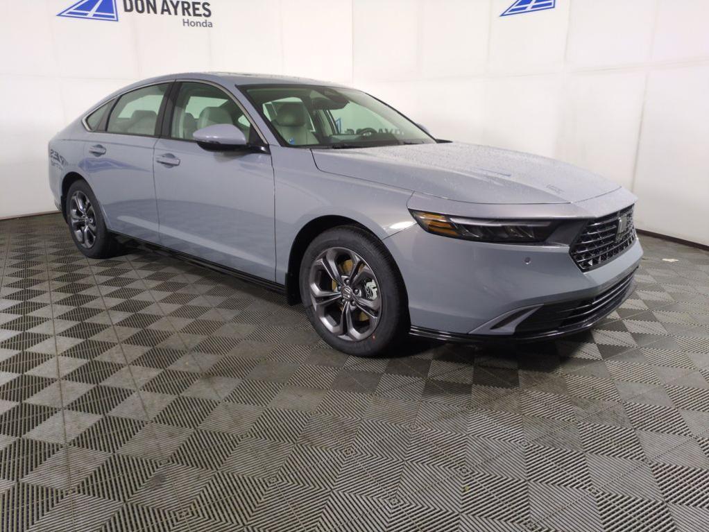 new 2025 Honda Accord Hybrid car, priced at $37,489