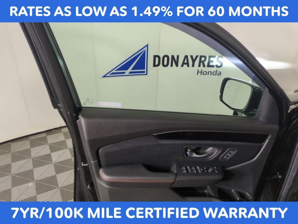 used 2024 Honda Pilot car, priced at $40,967