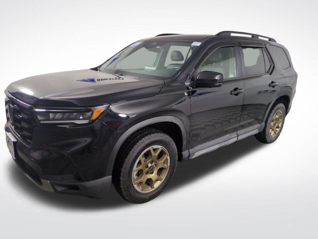 used 2024 Honda Pilot car, priced at $41,995