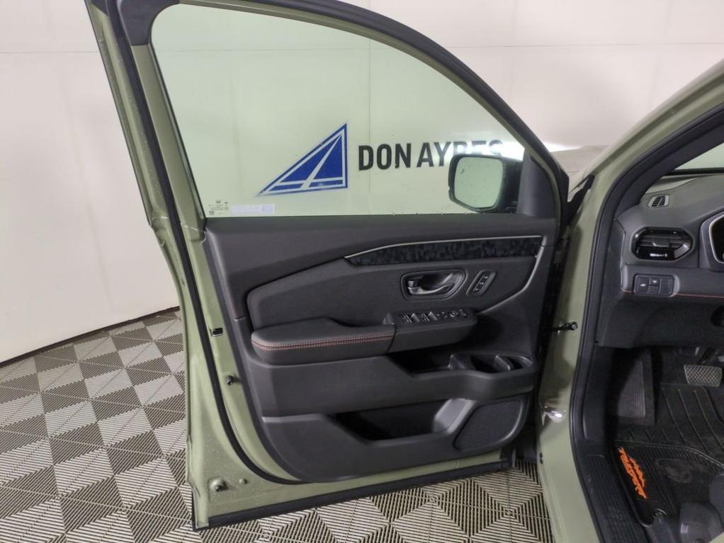 new 2026 Honda Passport car, priced at $55,499