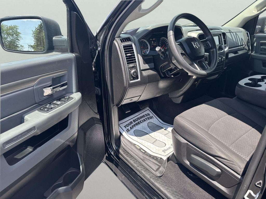 used 2019 Ram 1500 Classic car, priced at $23,900