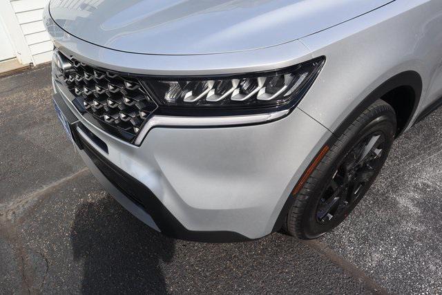 used 2021 Kia Sorento car, priced at $21,200