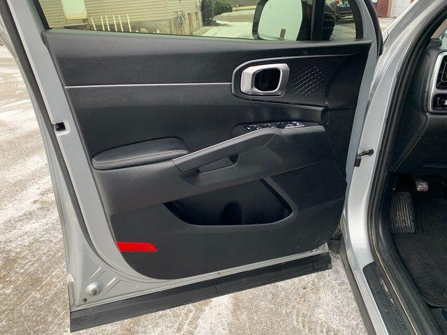 used 2021 Kia Sorento car, priced at $21,200