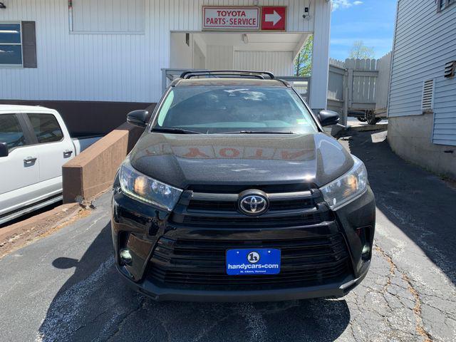 used 2019 Toyota Highlander car, priced at $24,499