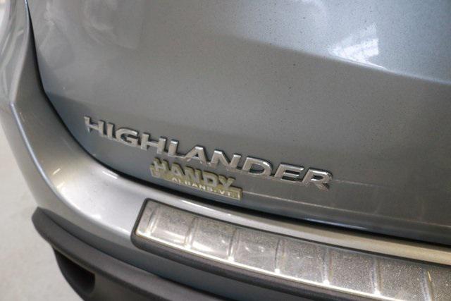 used 2016 Toyota Highlander car, priced at $19,463