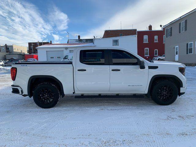 used 2023 GMC Sierra 1500 car, priced at $34,950