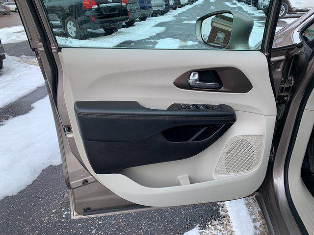 used 2017 Chrysler Pacifica car, priced at $11,995