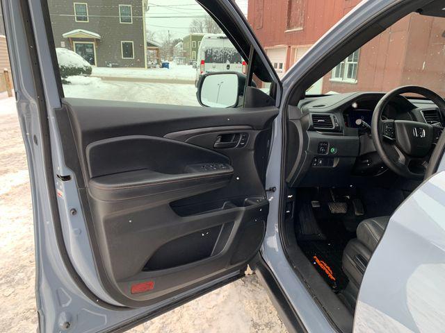 used 2022 Honda Pilot car, priced at $32,809