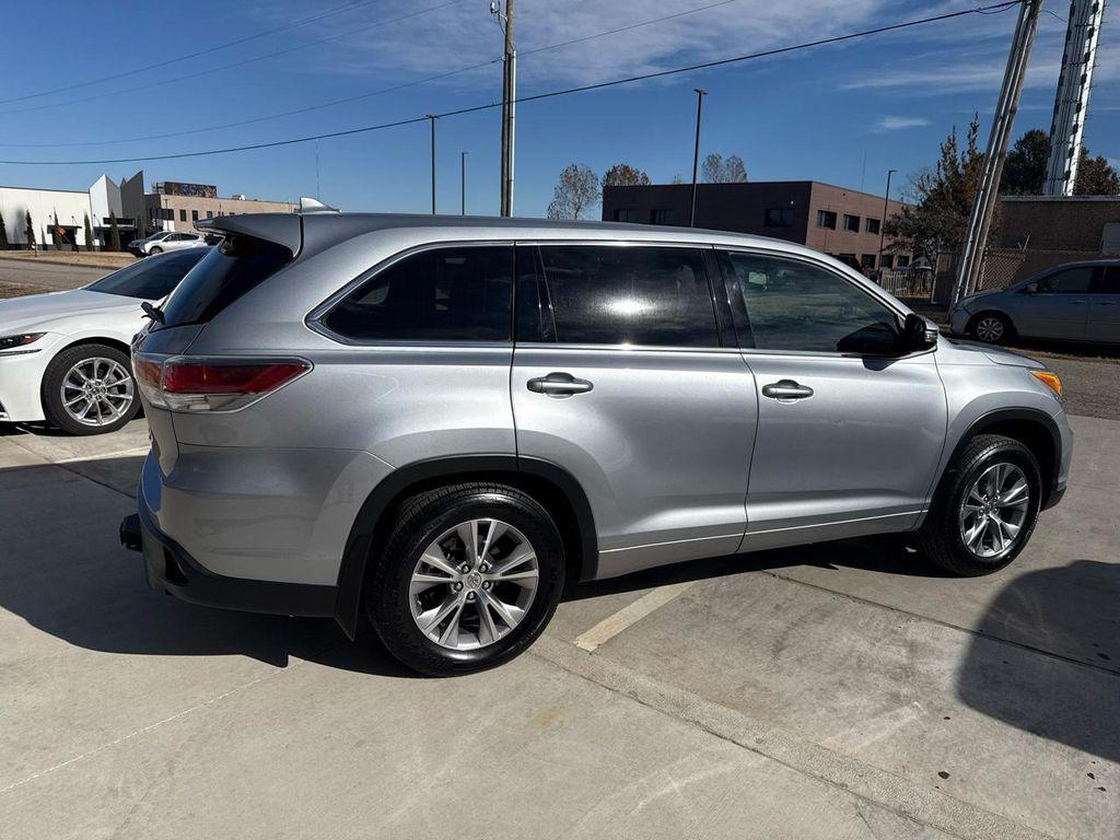 used 2014 Toyota Highlander car, priced at $12,988