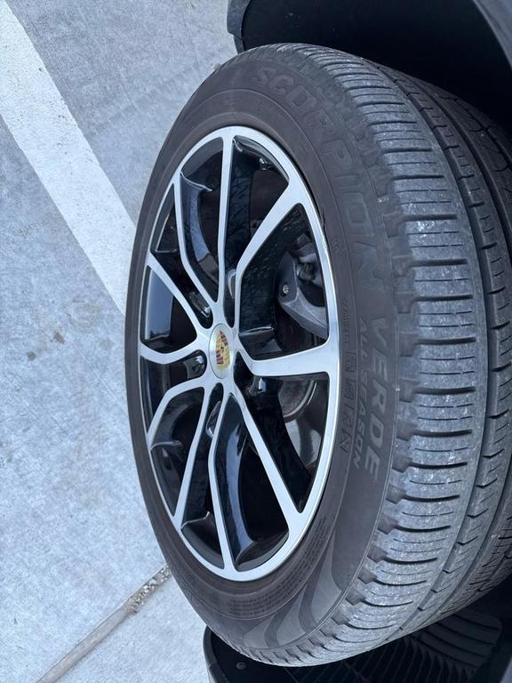 used 2020 Porsche Cayenne car, priced at $34,988