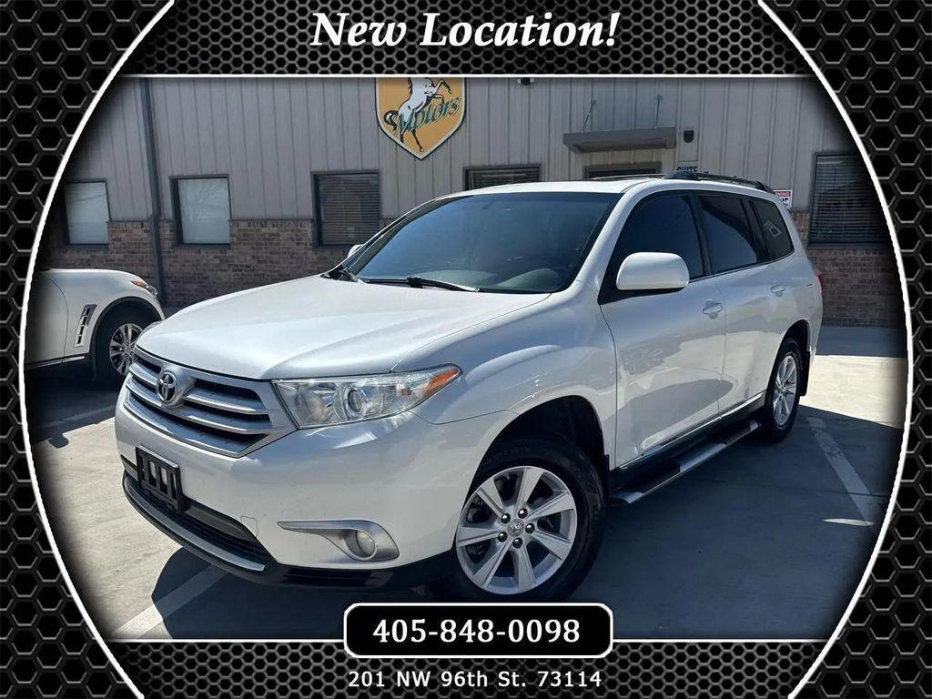 used 2012 Toyota Highlander car, priced at $10,988