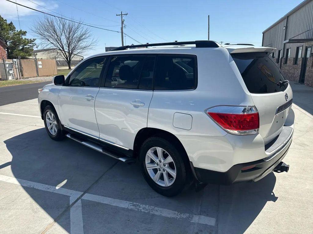 used 2012 Toyota Highlander car, priced at $10,988