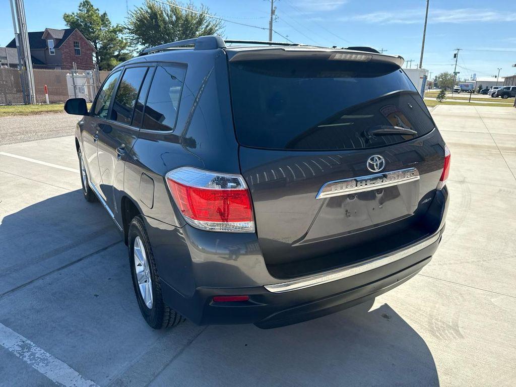 used 2011 Toyota Highlander car, priced at $9,988