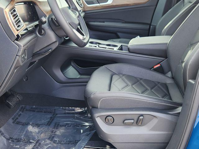 new 2026 Volkswagen Atlas car, priced at $40,875